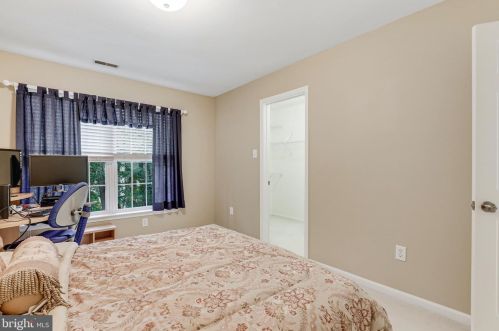 5424 Wooded Way, Columbia MD 21044-5722 exterior