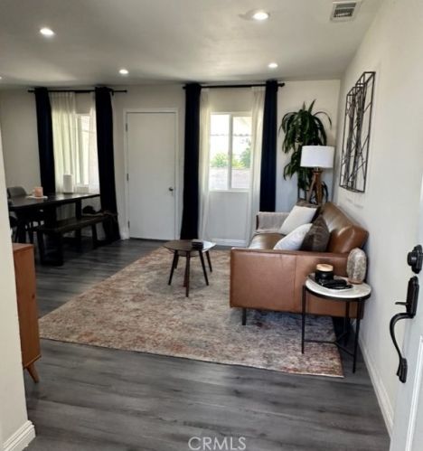 8026 Milna Ave, Whittier CA  90606-3030 exterior