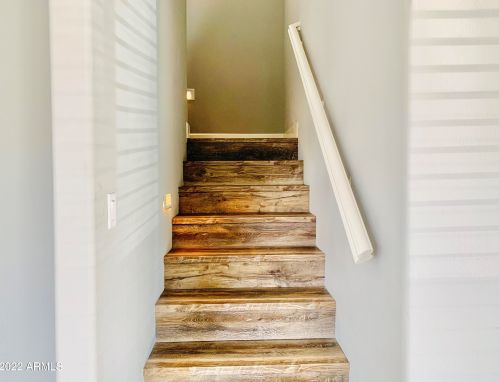 2837 73 Dr, Phoenix AZ 85043-7231 exterior