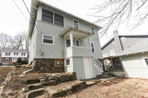 11 Hadwen Ln, Worcester MA 01602-2613 exterior