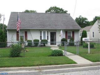 70 Sparks Ave, Pennsville NJ  08070-1812 exterior