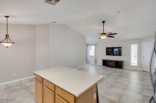 16630 45th St, Phoenix AZ 85050-8560 exterior