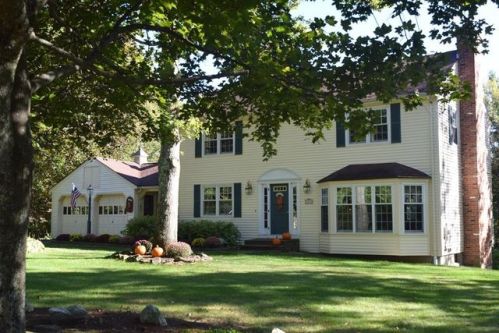 451 Marshall St, Leicester MA  01524-1816 exterior