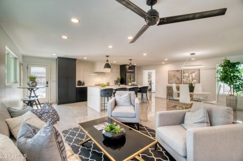 3846 Clarendon Ave, Phoenix AZ 85033-4124 exterior