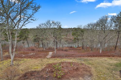 595 Riverview Dr, Chatham MA  02633-1117 exterior