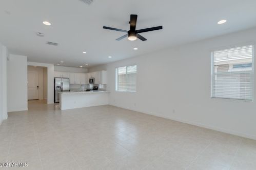 3808 65th Ave, Phoenix AZ  85043-5219 exterior