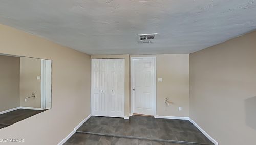 7819 17th Ave, Phoenix AZ  85021-7011 exterior