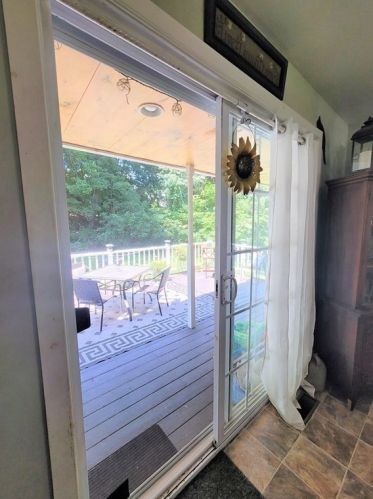 263 Riverbend St, Royalston MA 01331-2520 exterior