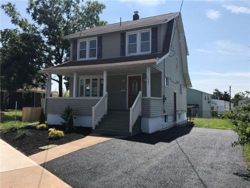 1437 Roosevelt Ave, Carteret, NJ 07008-1333