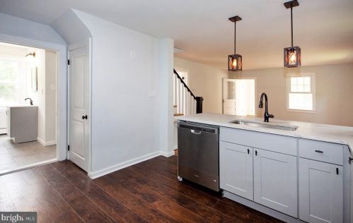 156 Turkey Hill Rd, West Deptford NJ  08093-2312 exterior