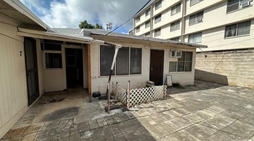 1525 Piikoi St, Honolulu HI 96822-4079 exterior