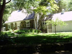 14 Oak Hill St, Newton, MA 02459-3430