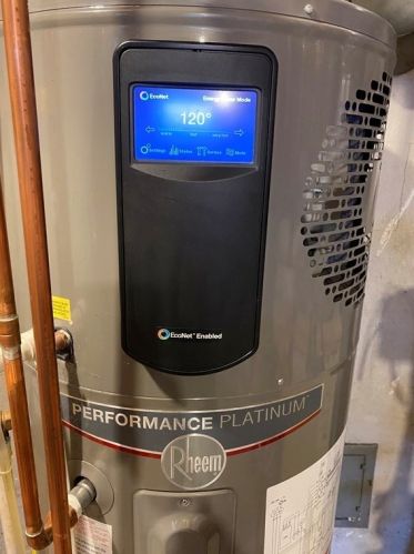 11 Highview Ter, East Bridgewater MA  02324-1521 exterior