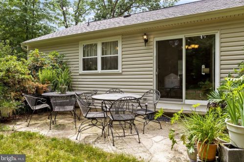 538 Elberne Ave, West Deptford NJ 08093-1715 exterior