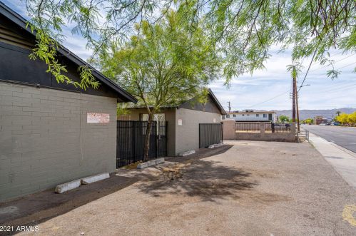 4607 16 St, Phoenix AZ 85006-3709 exterior