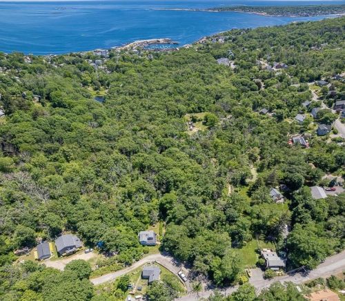 63 Curtis St, Rockport MA 01966-1237 exterior