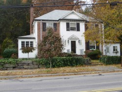 659 Beacon St, Newton, MA 02459-2003