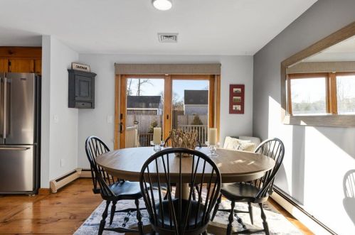 16 Joshuas Way, Chatham MA 02633-1565 exterior