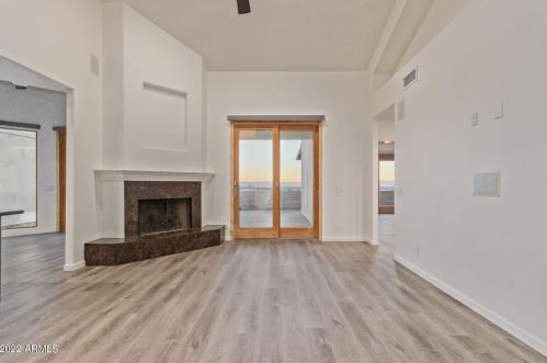 21 Beryl Ave, Phoenix AZ  85021-2480 exterior