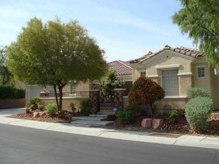 1871 June Lake Dr, Henderson NV  89052-6961 exterior