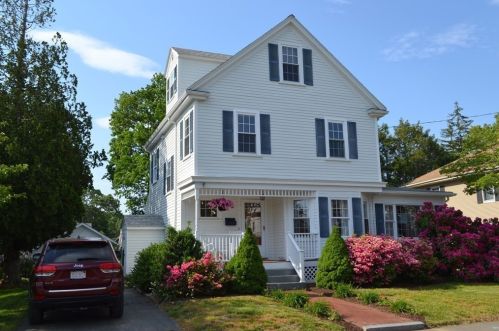 115 Lincoln St, Dedham, MA 02026-3336