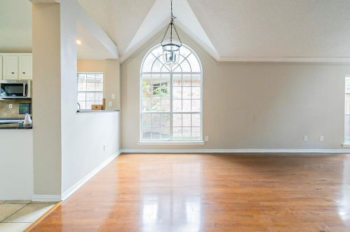 14593 Parker Ct, Addison TX 75001-7971 exterior