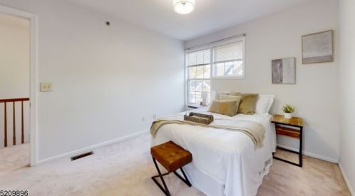 20 Midland Ave, Kearny NJ 07032-2783 exterior