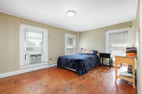 19 Jefferson St, Montgomery MA 01085-2821 exterior