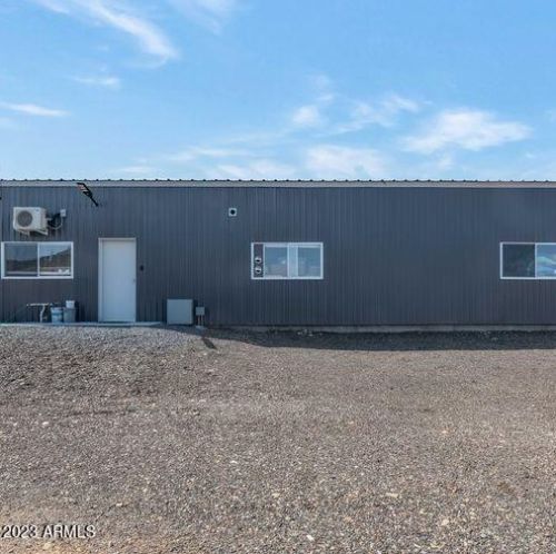 42330 3 St, Phoenix AZ 85086-7401 exterior