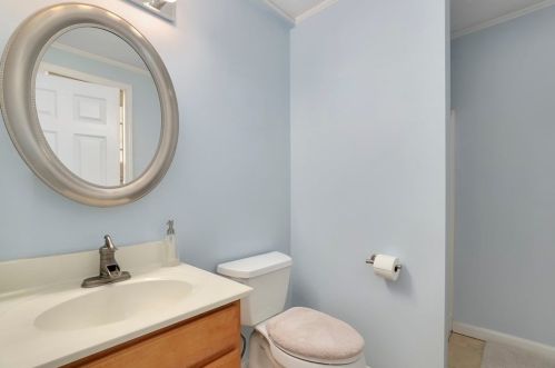 99 Edwards St, Quincy MA 02169-6903 exterior