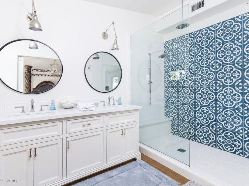 5123 43rd Pl, Phoenix AZ  85018-1633 exterior