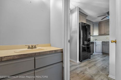 118 Joan Ct, Jackson Twp NJ 08527-2366 exterior