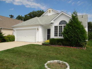 41 Medinah Ct, Jackson Twp NJ  08527-3993 exterior