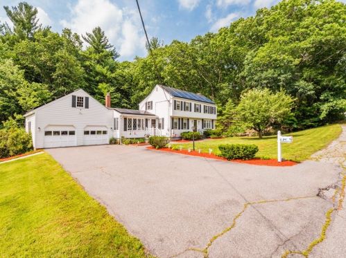 20 Heather Rd, Dracut, MA 01826-4154