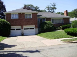 33 Deborah Rd, Newton, MA 02459-2837