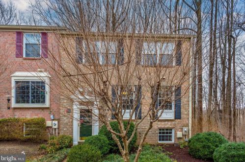 11922 New Country Ln, Columbia MD 21044-4405 exterior