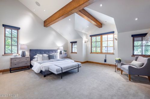 2324 Lucky John Dr, Park City UT 84060-6920 exterior