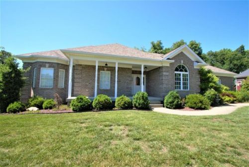 10700 Slippery Elm Dr, Louisville KY  40291-3778 exterior