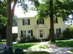 66 Solon St, Newton, MA 02461-1827