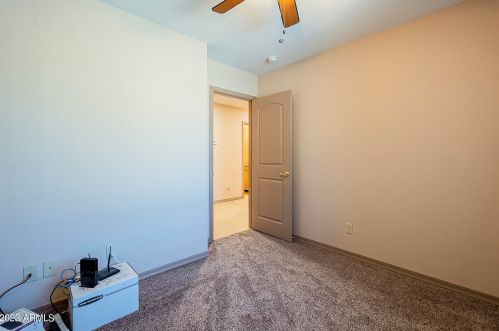 2324 Cactus Rd, Phoenix AZ 85032-7609 exterior