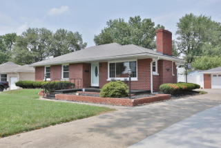1817 Nobel Pl, Louisville, KY 40216-4721