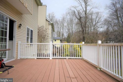 94 Drift Ave, Trenton NJ 08648-3505 exterior