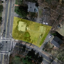 688 Chestnut St, Newton MA 02468-2043 aerial view