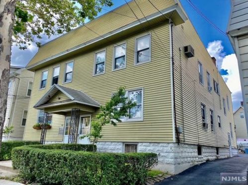 159 Dukes St, Kearny NJ  07032-3318 exterior