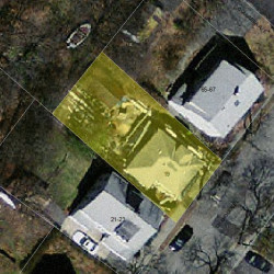 19 Chandler Pl, Newton MA 02464-1401 aerial view