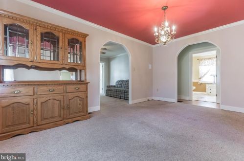 1200 Hessian Ave, West Deptford NJ 08093-1936 exterior