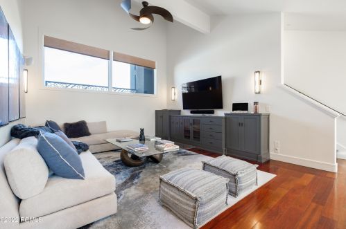 2722 Est Dr, Park City UT 84060-6877 exterior