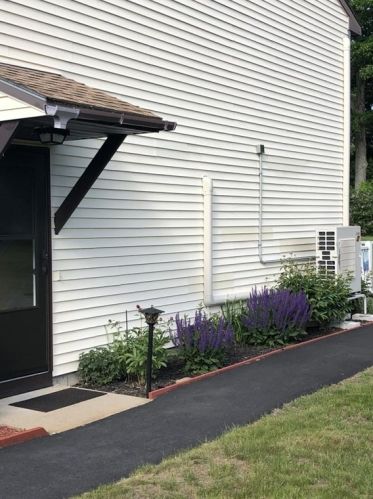 742 Daniel Shays Hwy, Royalston MA 01331-6903 exterior