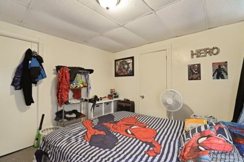 32 Corthell Ave, Whitman MA 02382-1803 exterior