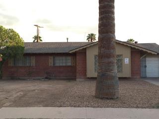 3507 Krall St, Phoenix, AZ 85019-1305
